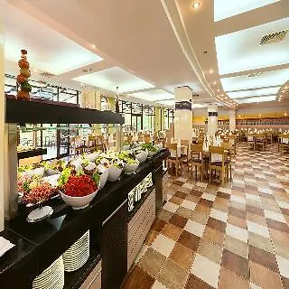 Курортный комплекс Elena