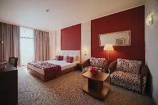 Ośrodek wypoczynkowy Elena 3*